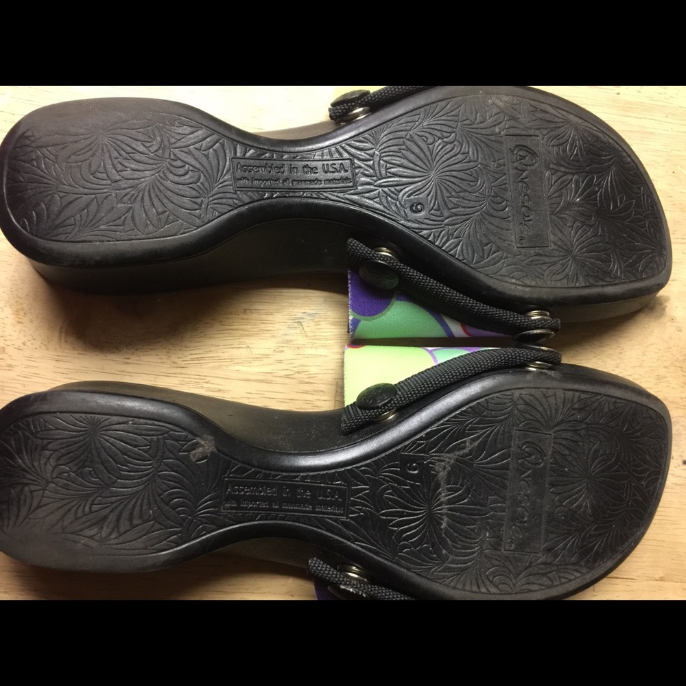 black  Onesole wedges - Picture 5 of 6